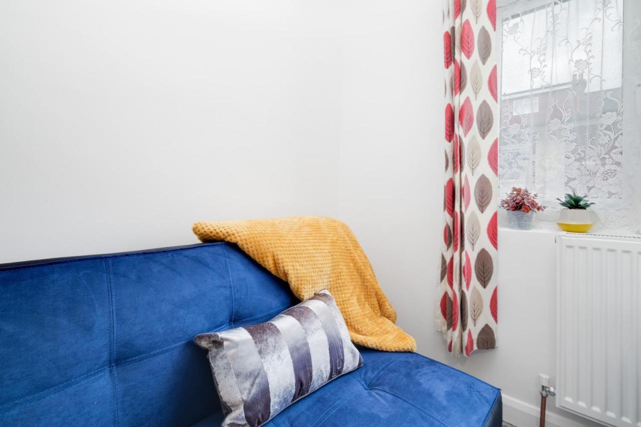 Fernbank Studios Sudbury Hill Harrow Self-Contained Studios With En-Suite Wembley Exterior photo